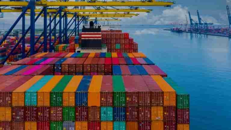 Estación de carga de contenedores CFS | Significado, rol y funciones